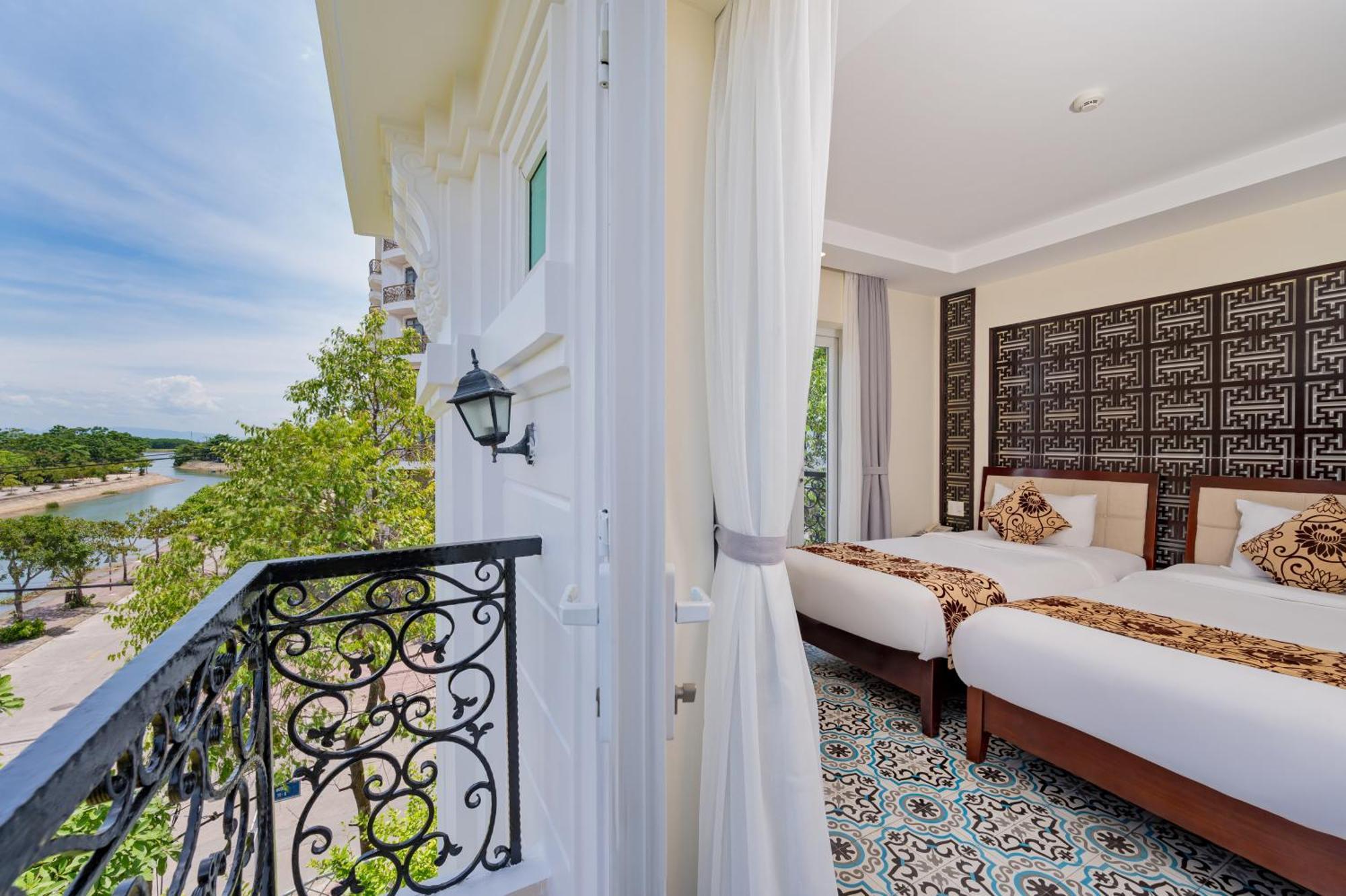 Hoi An Canal House Exterior photo